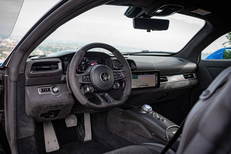 Maserati-MC20-2021-Interieur