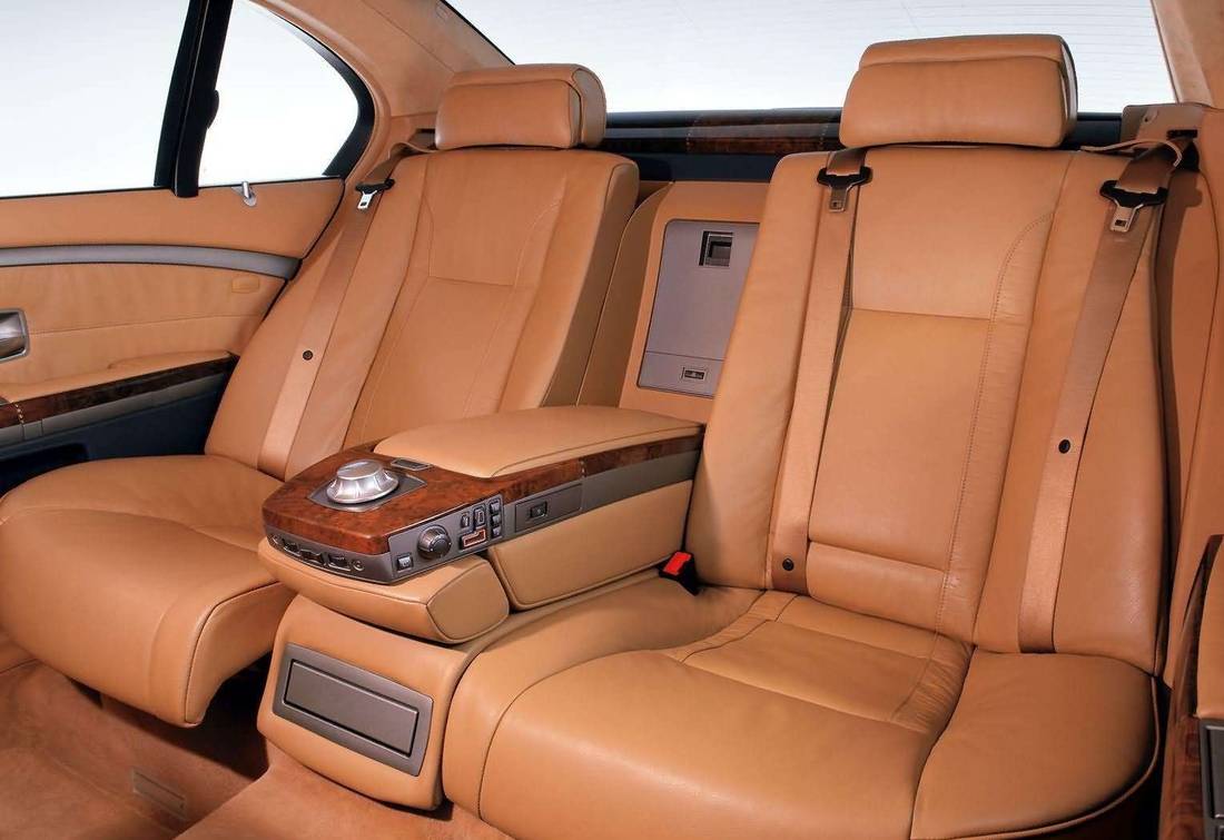 bmw-760li-e66-seats