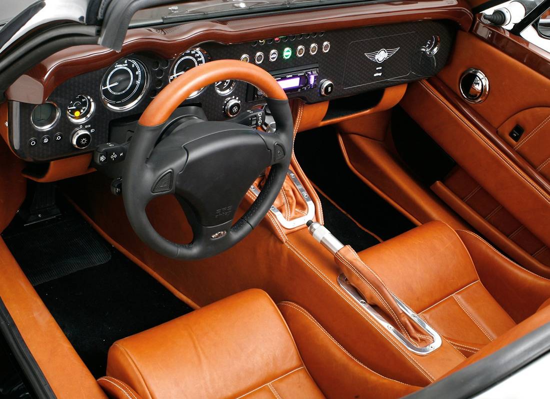 morgan-aero-supersports-interior