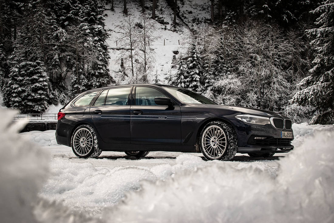 Alpina-D5S-Touring-Hero