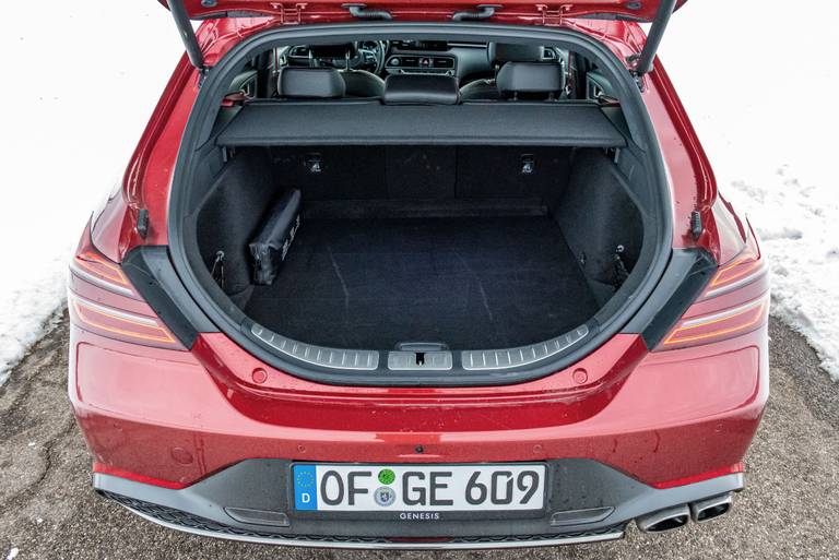 Genesis-G70-Shooting-Brake-Trunk