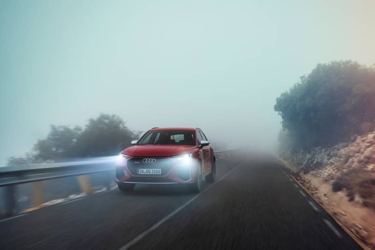 Audi-RS-Q3-Dynamic
