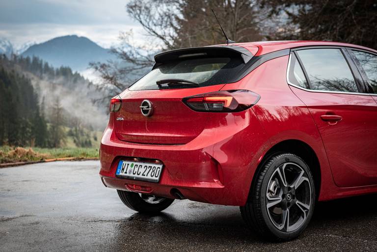 Opel-Corsa-F-2021-Side-Detail