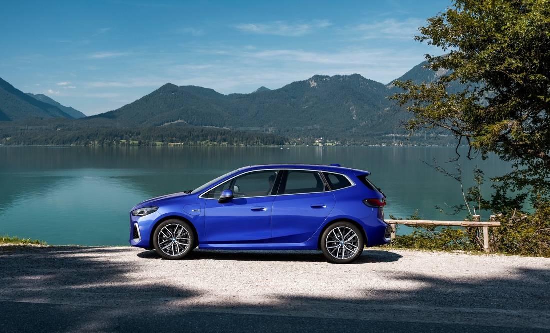 BMW-2er-Active-Tourer-Side