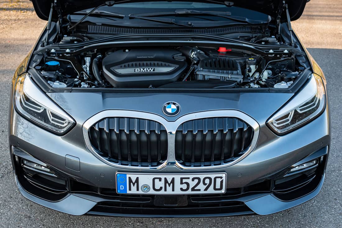 BMW-118d-F40-2020-Engine