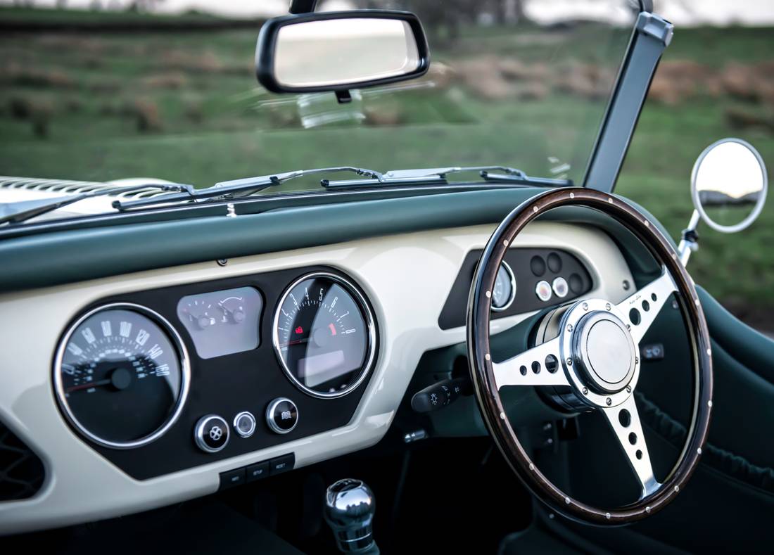 morgan-roadster-interior