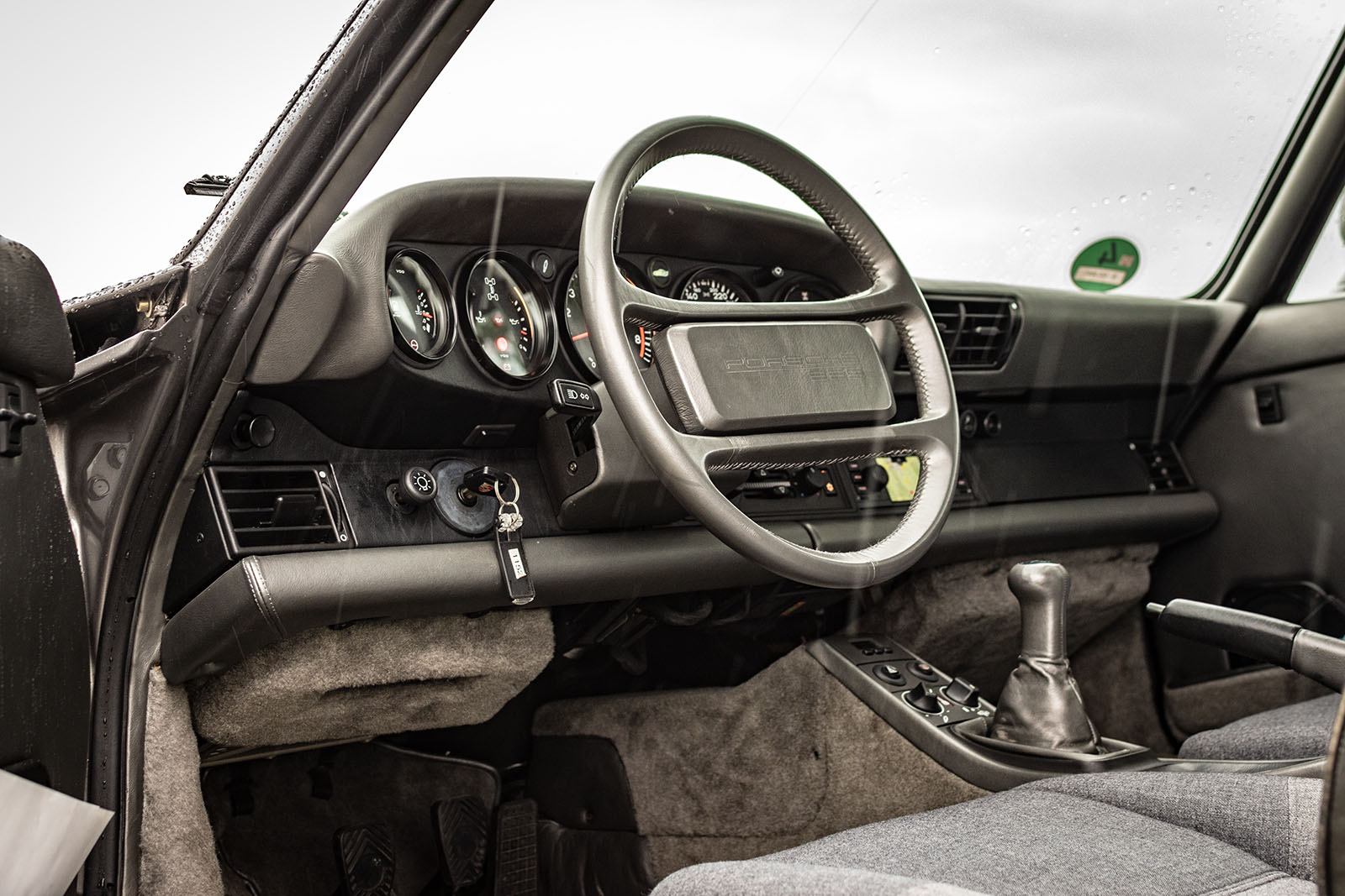 Porsche 959 - Interior