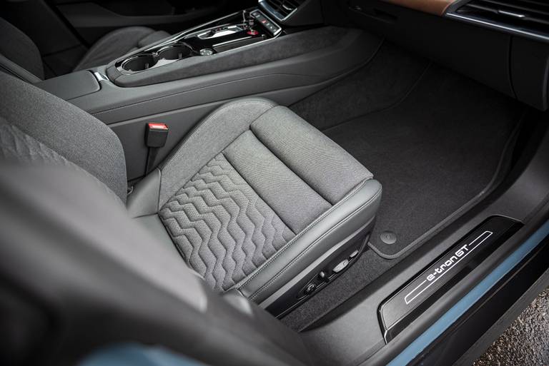 Audi-e-tron-GT-Seats