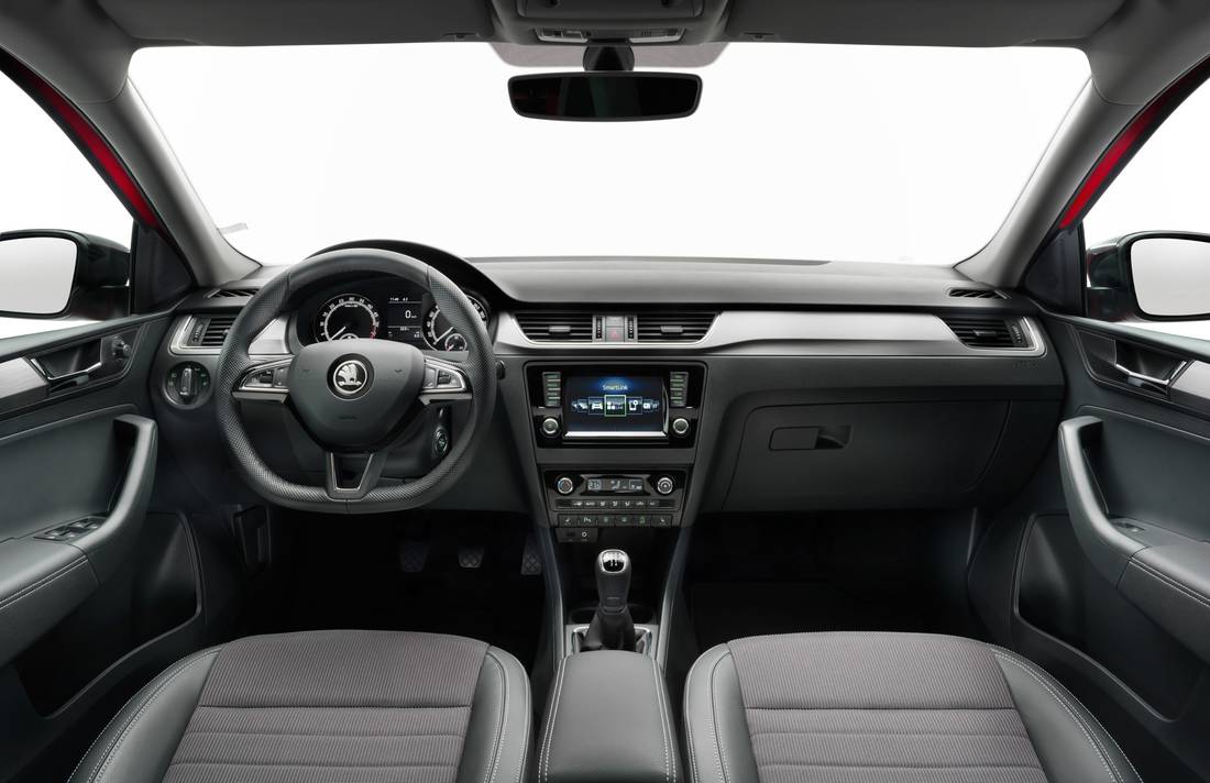 skoda-rapid-interior