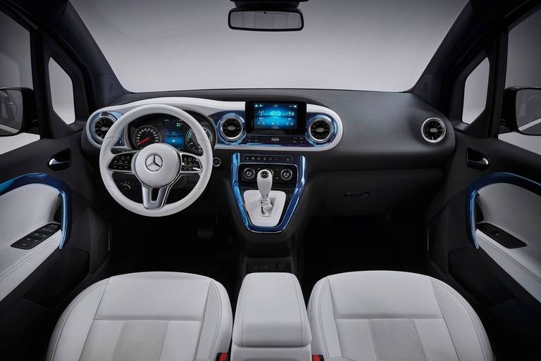 Mercedes-Benz-EQT-Concept-Interieur