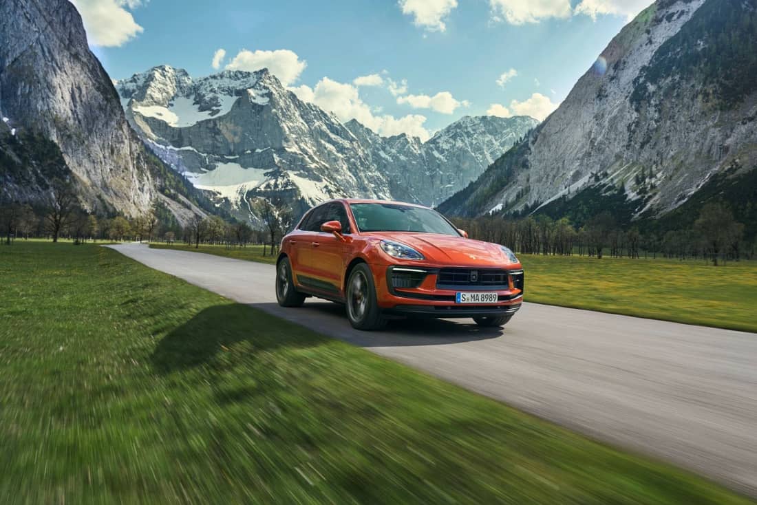 Porsche-Macan-2022-Hero