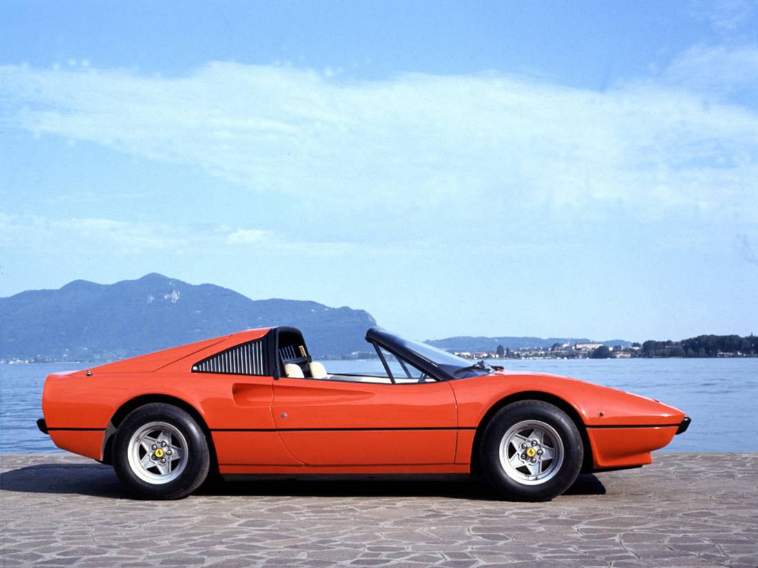 ferrari-308-side