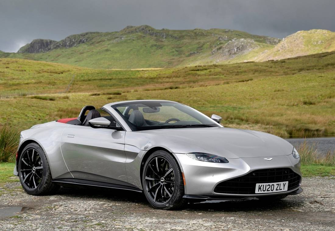 aston-martin-vantage-roadster-front