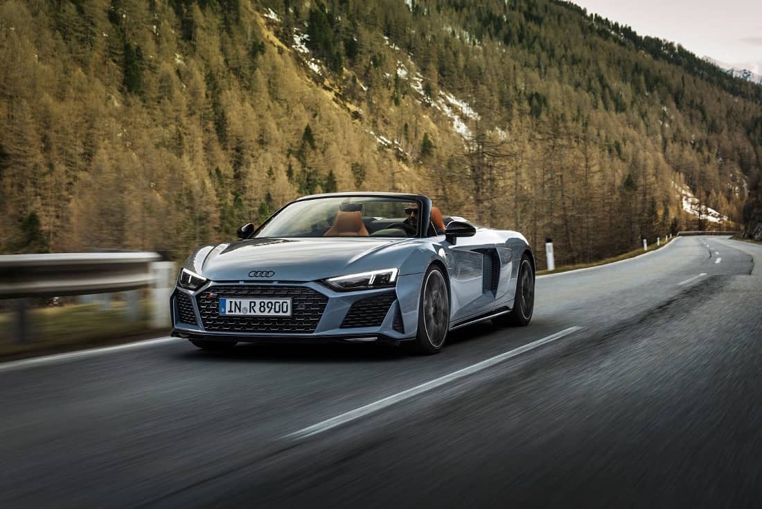 Audi-R8-RWD-V10-Performance-2022-Front