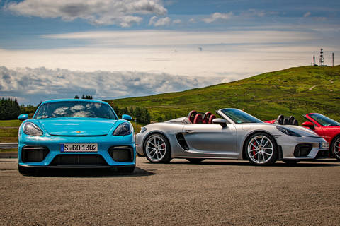 Doppelte Versuchung: Fahrbericht Porsche 718 Spyder und GT4 