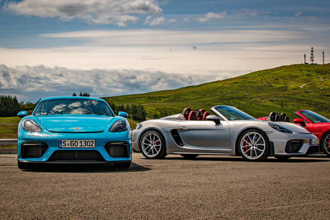 Doppelte Versuchung: Fahrbericht Porsche 718 Spyder und GT4