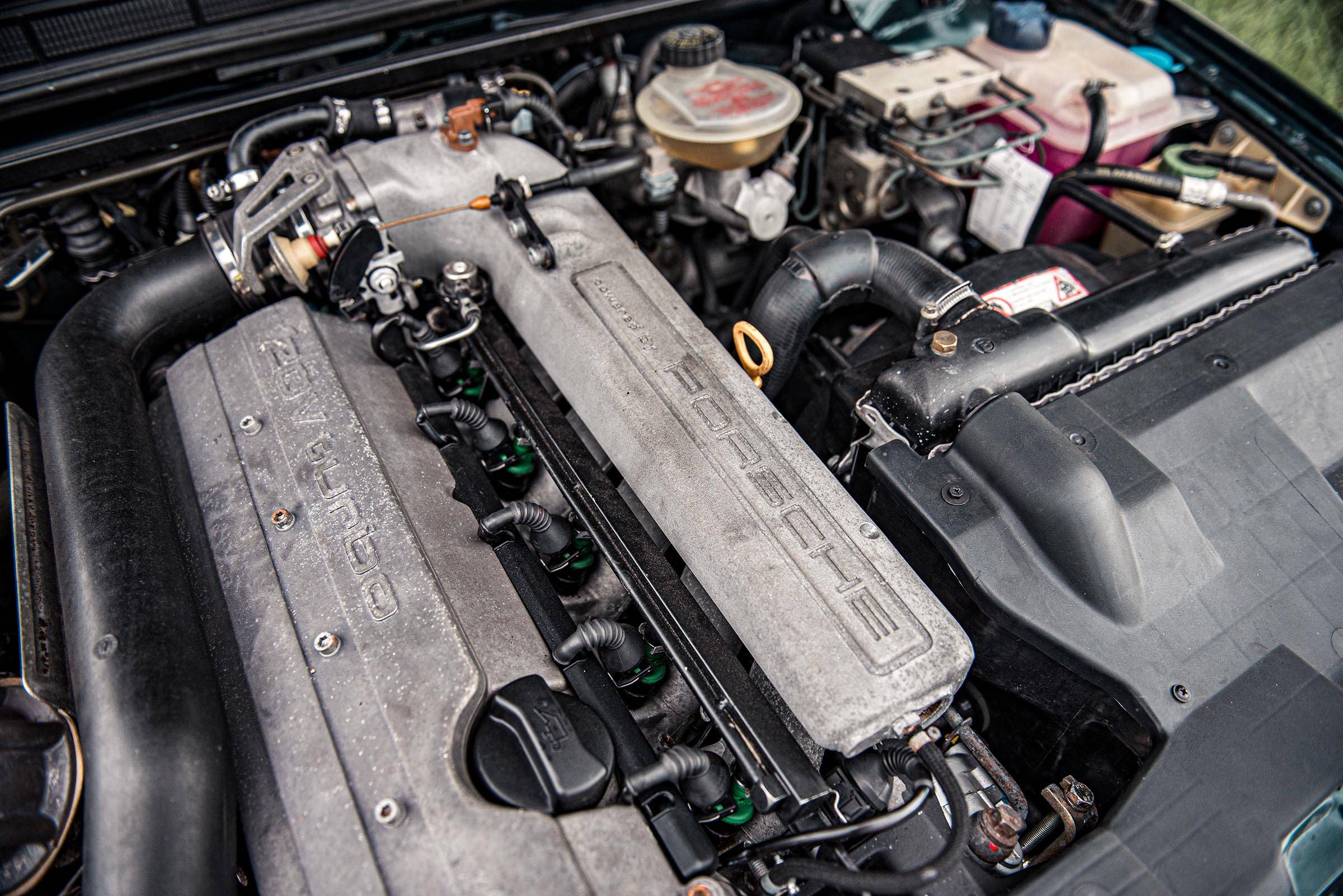 Audi RS2 - Motorblock