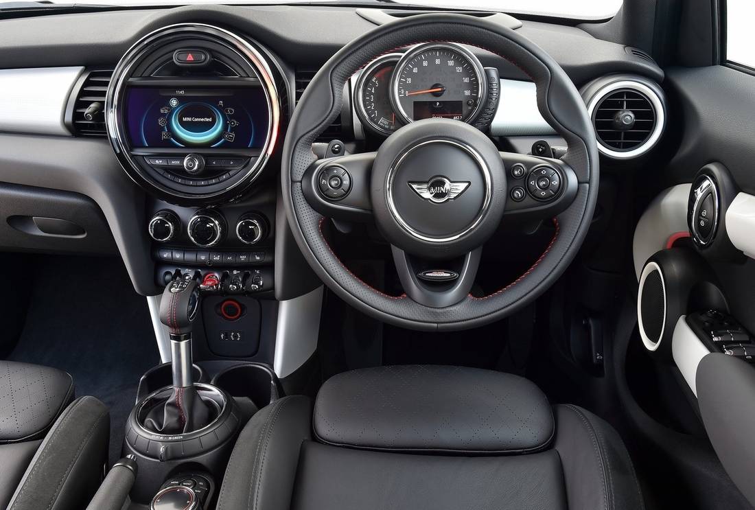 mini-cooper-sd-interior