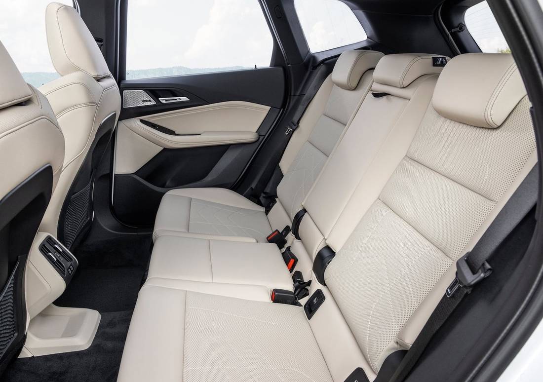 BMW-2-Series Active Tourer-2022 interior 2