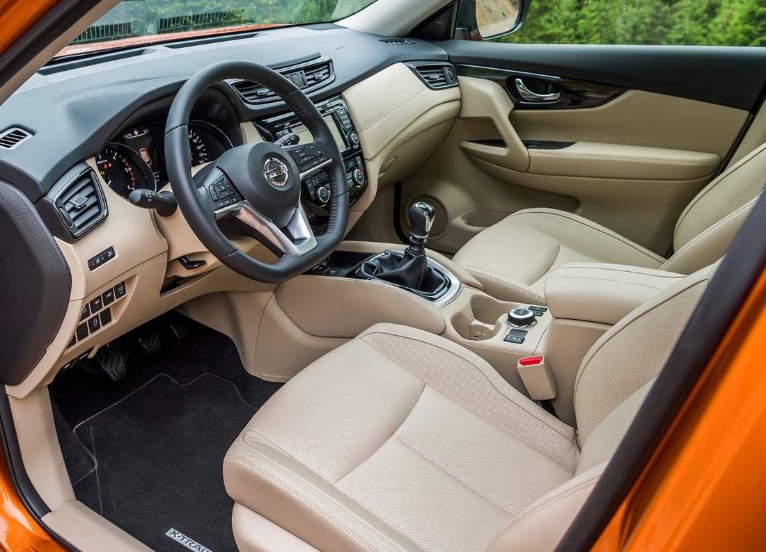 nissan-x-trail-interior