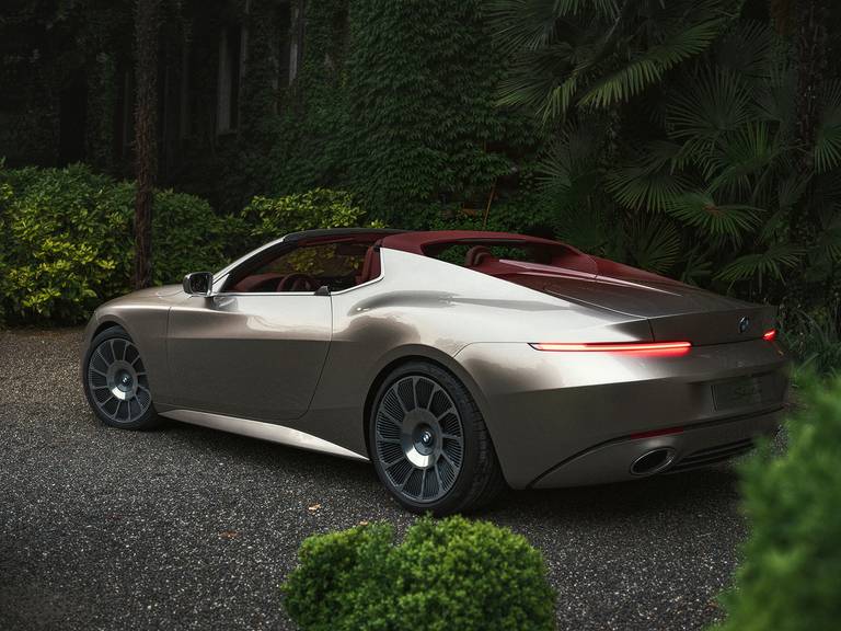 P90551579 highRes bmw-concept-skytop-o