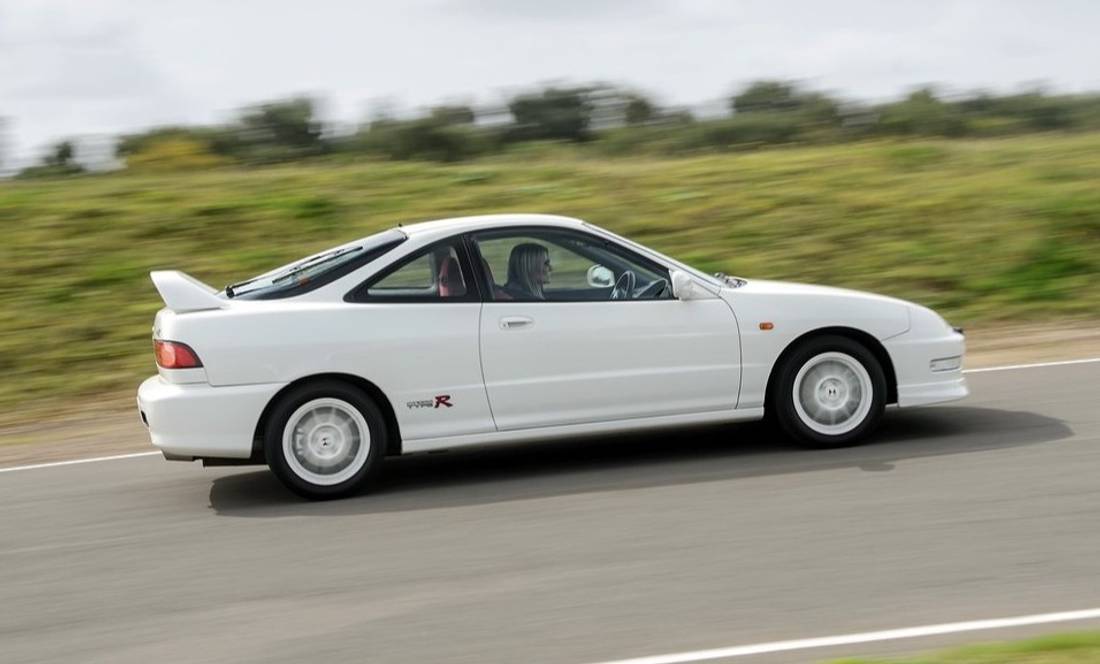 honda-integra-side