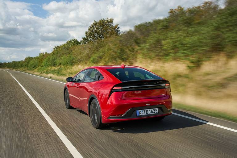  Although the driving pleasure of the Prius has so far been limited, the Japanese have caught up strongly with the fifth generation.  Only the steering is a bit numb.