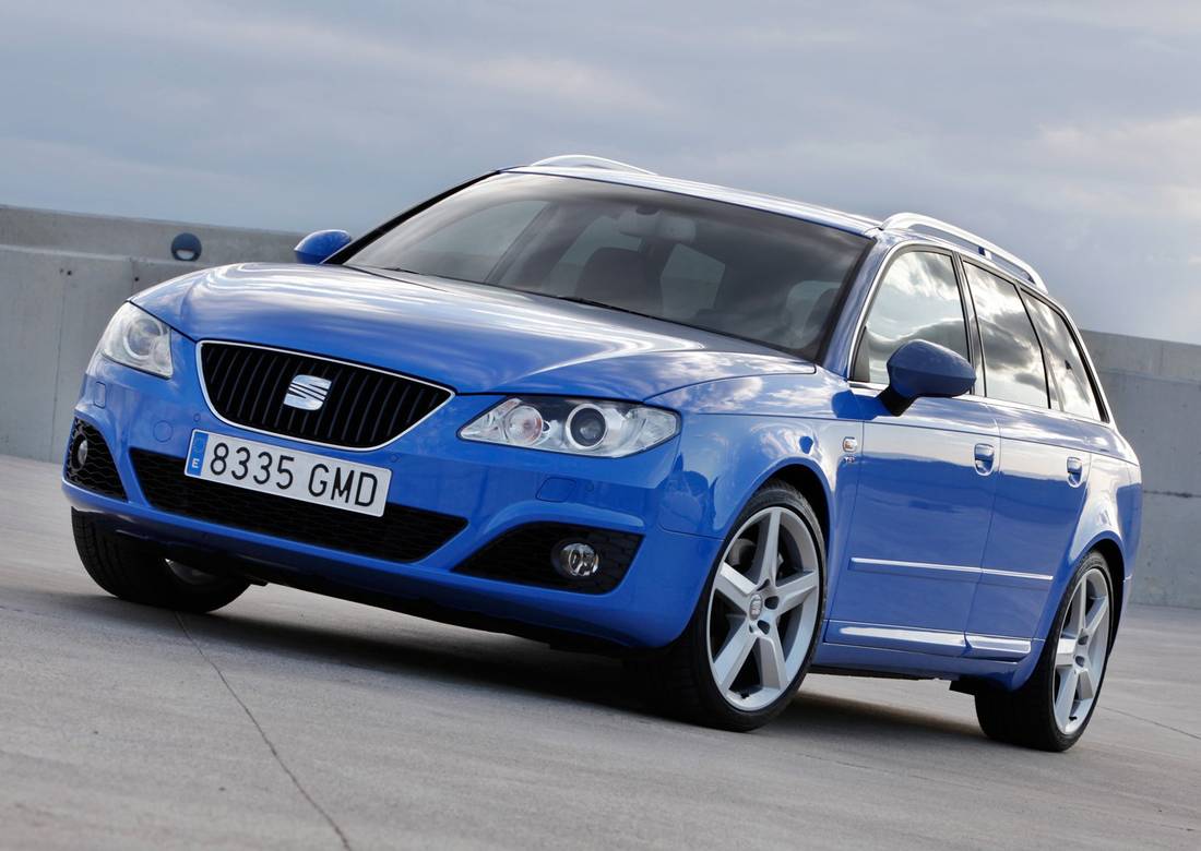 seat-exeo-st-front