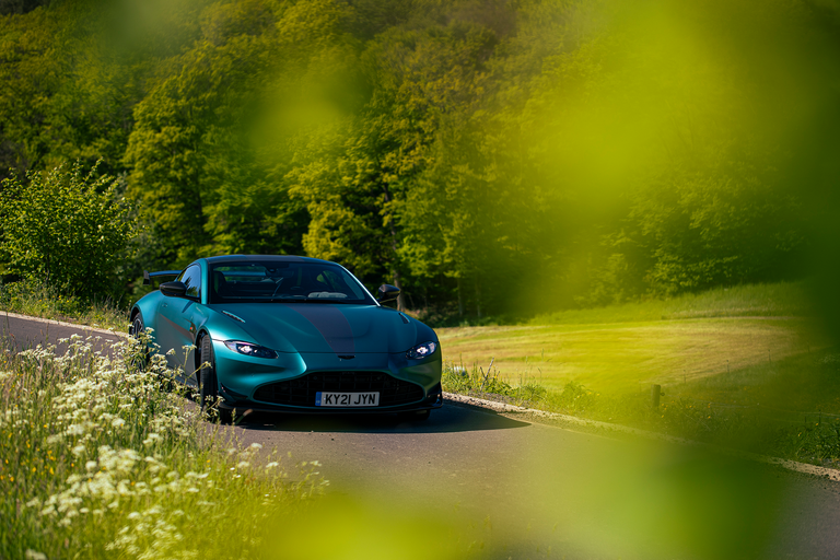 Aston-Martin-Vantage-F1-Edition-Front