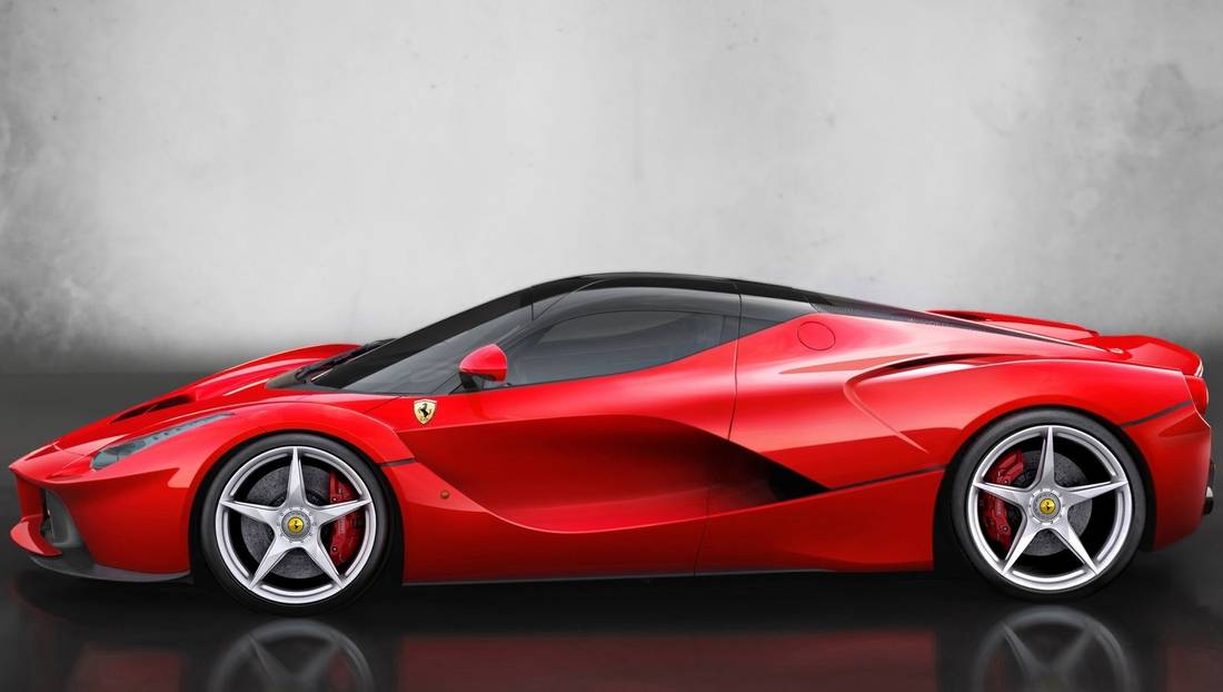 ferrari-laferrari-side