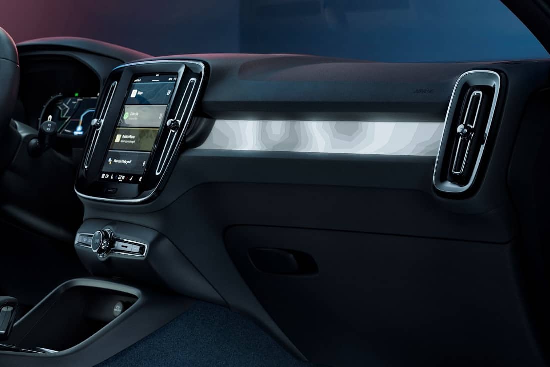 Volvo C40 SUV 2022 interior