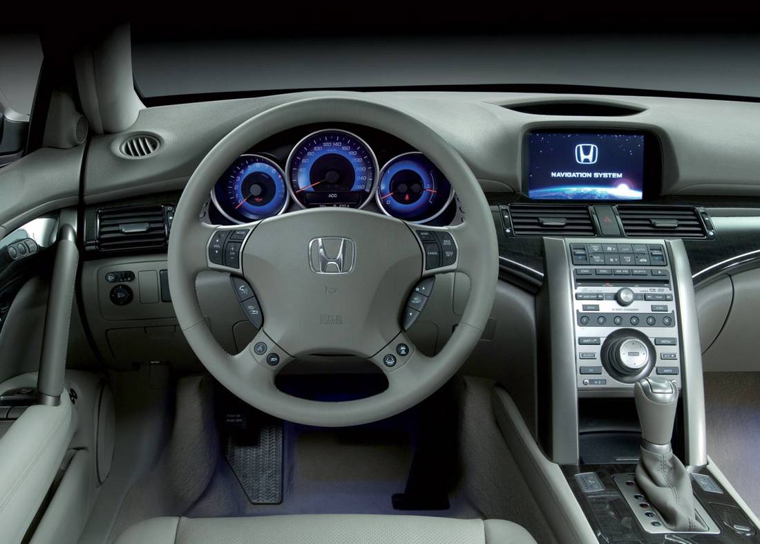 honda-legend-interior