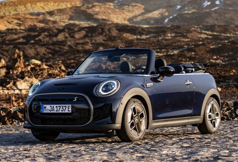 Mini-Cooper SE Convertible-2023