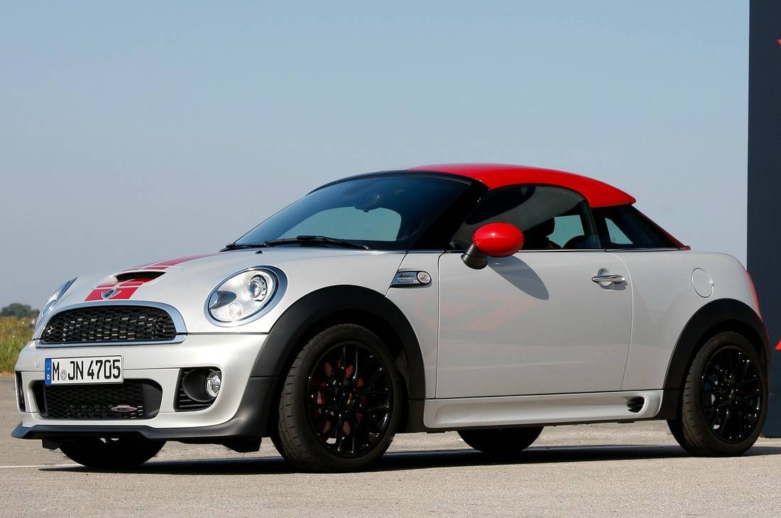 mini-coupe-white-overview