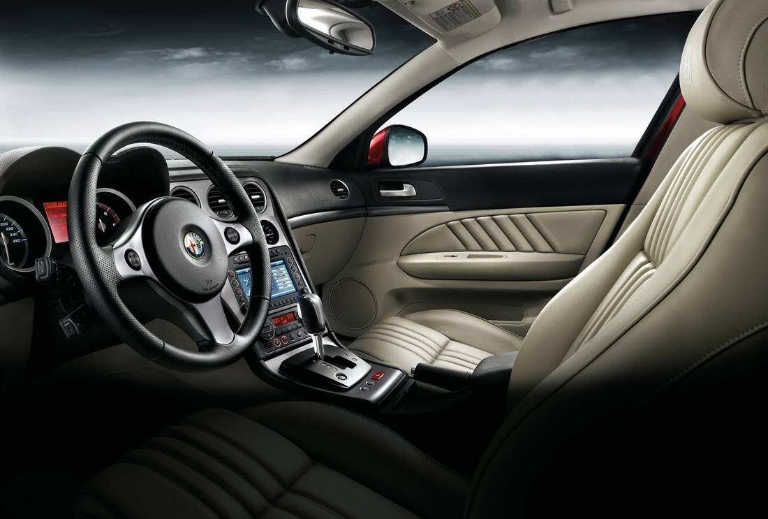 alfa-romeo-159-seats