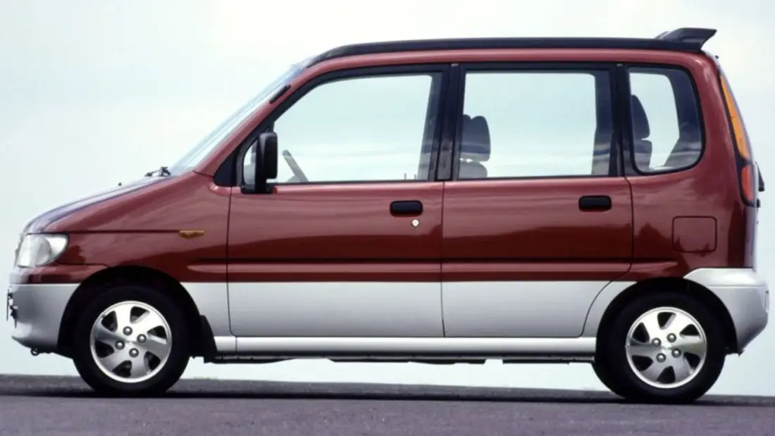 daihatsu-move-side