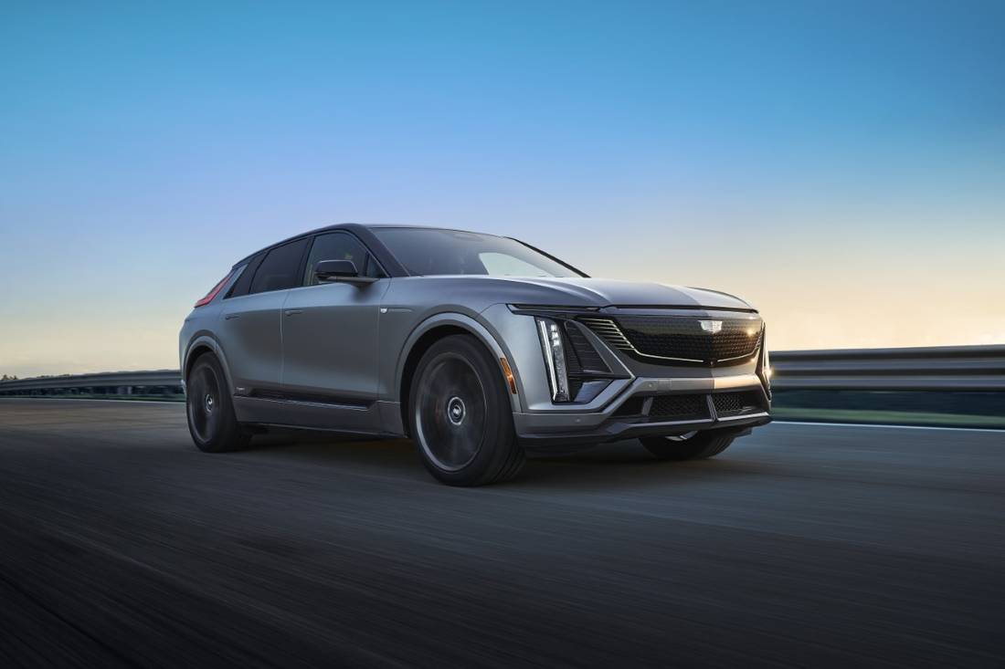 cadillac lyriq 01