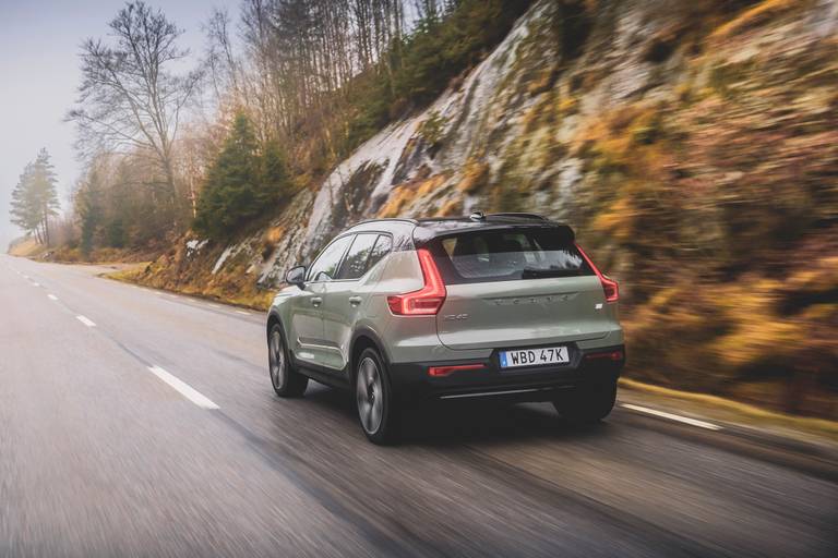  Fahrdynamisch setzt Volvo XC40 Recharge Pure Electric mit Heckantrieb neue Impulse. Leider lässt sich das sehr früh eingreifende ESP nicht deaktivieren.