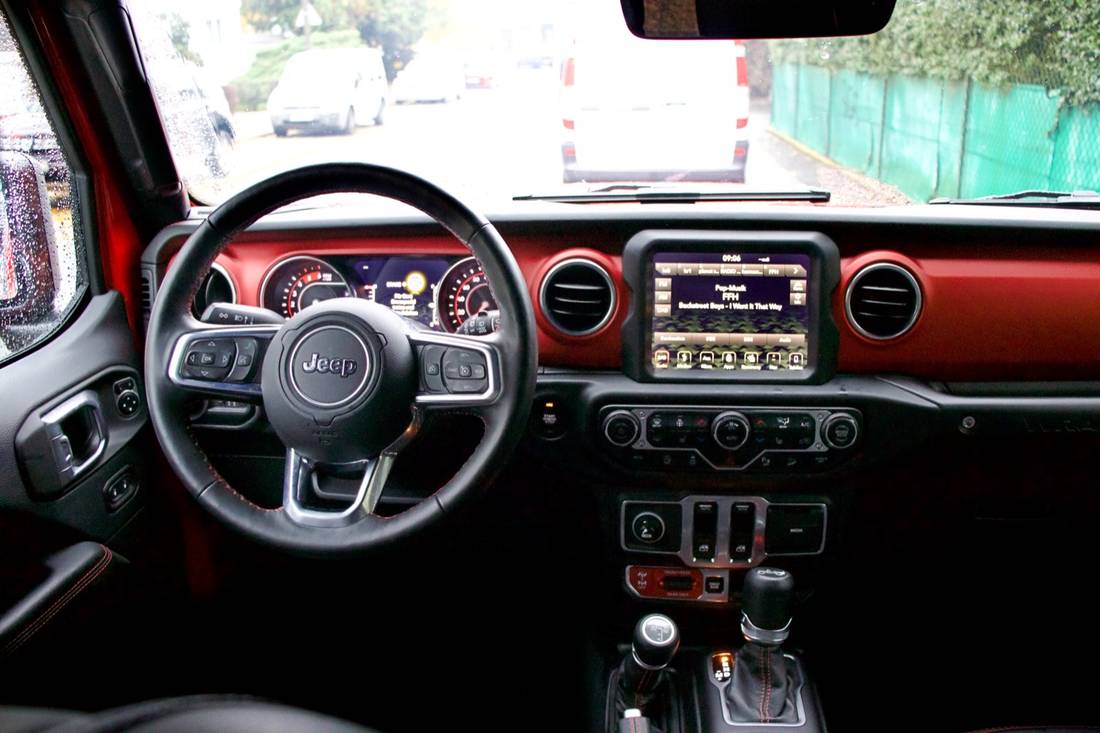 Jeep Wrangler Rubicon Interior