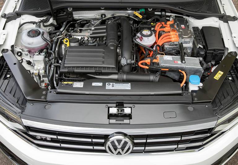 Passat-GTE-Engine