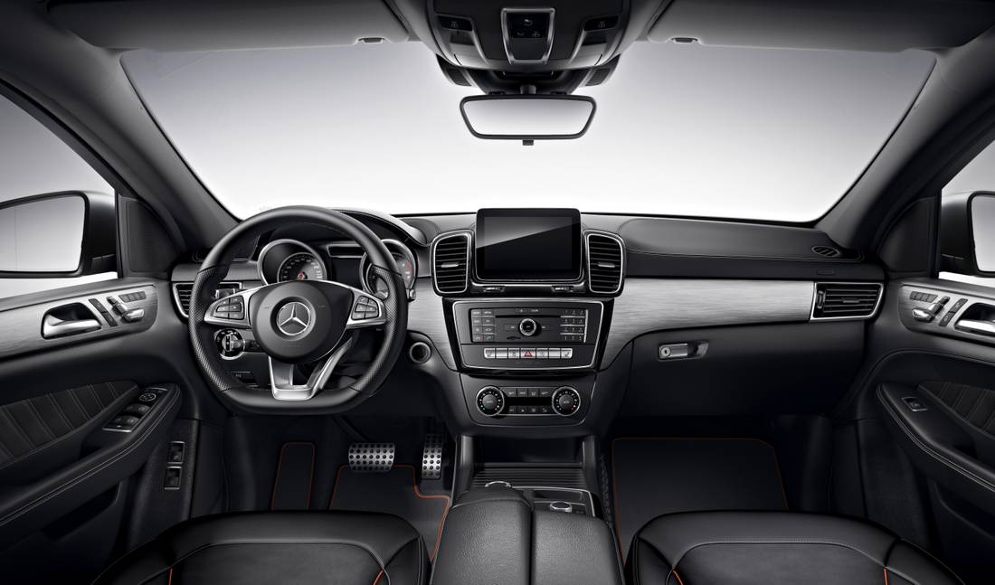 mercedes-benz-gle-43-amg-interior