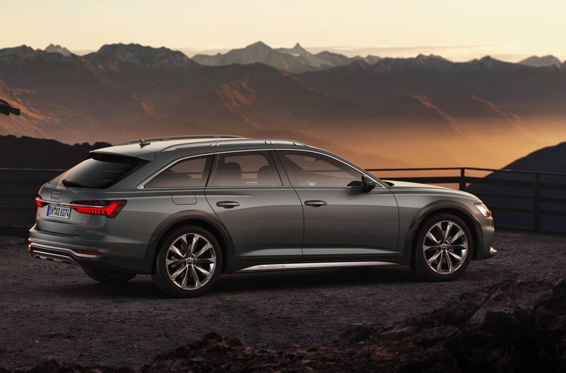 audi-a6-allroad-quattro-side