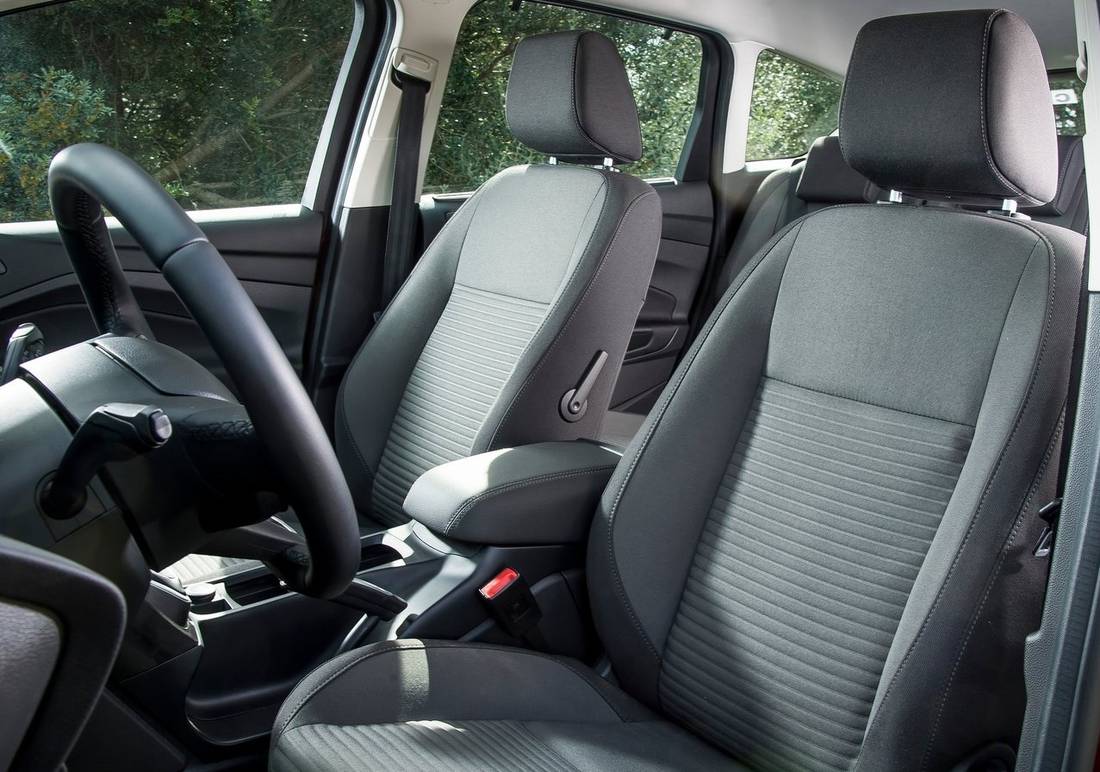 Ford-C-max interior