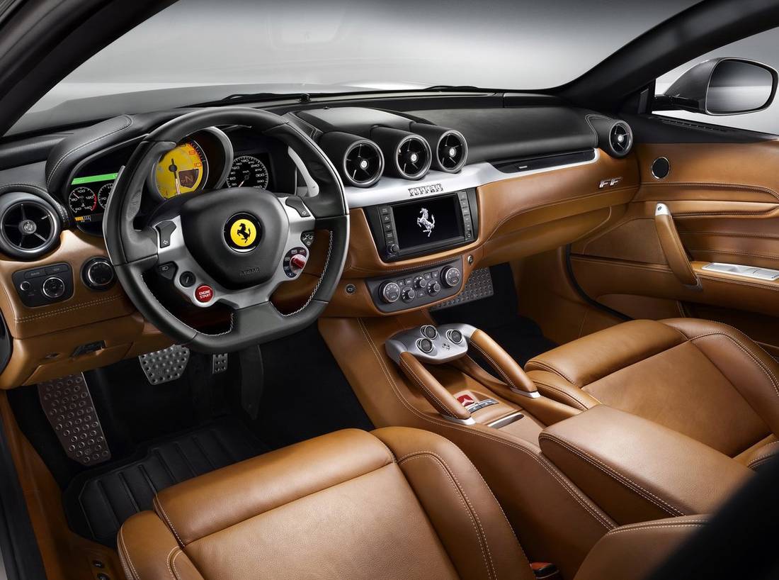 Ferrari-FF-Interior