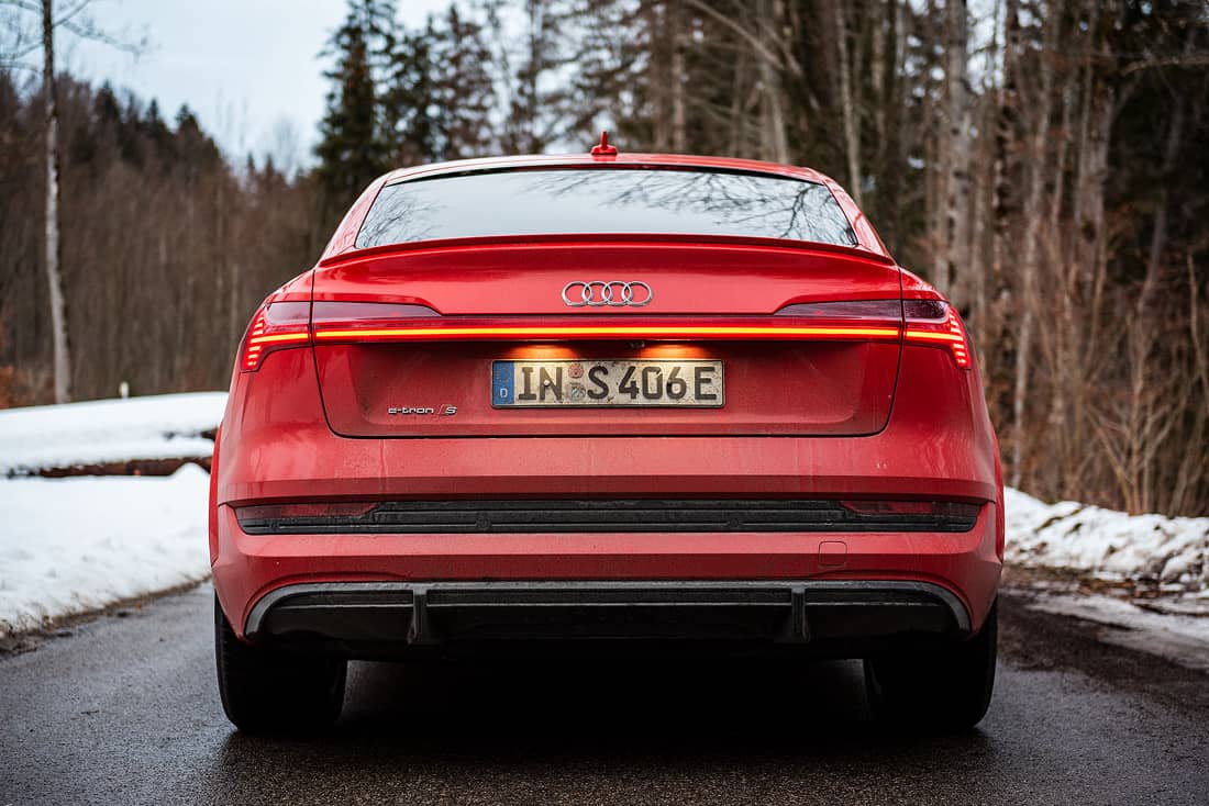 Audi-e-tron-S-Sportback-Rear