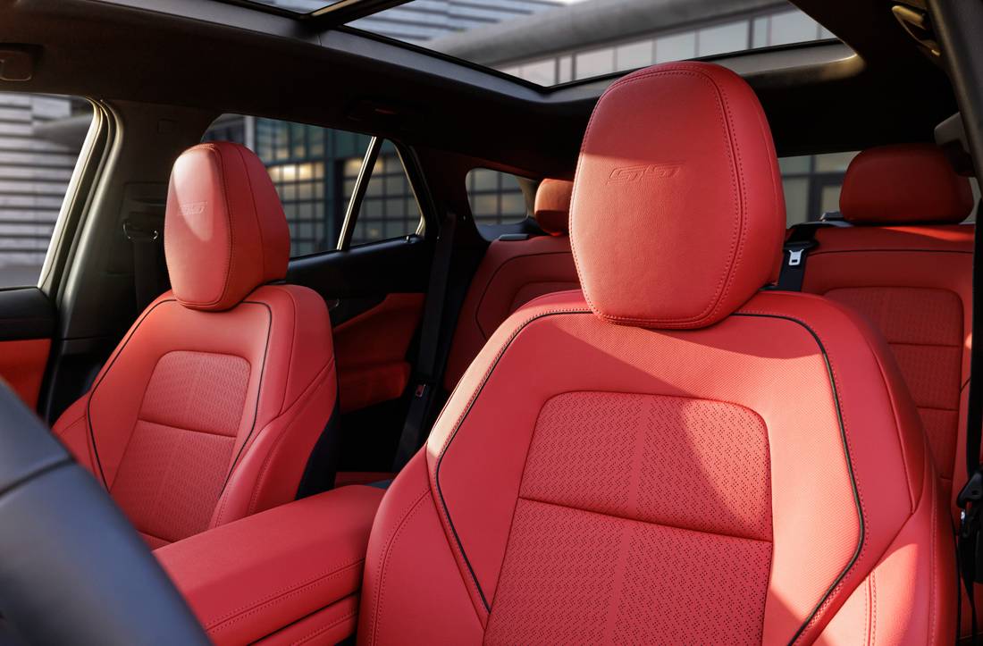 chevrolet-blazer-seats