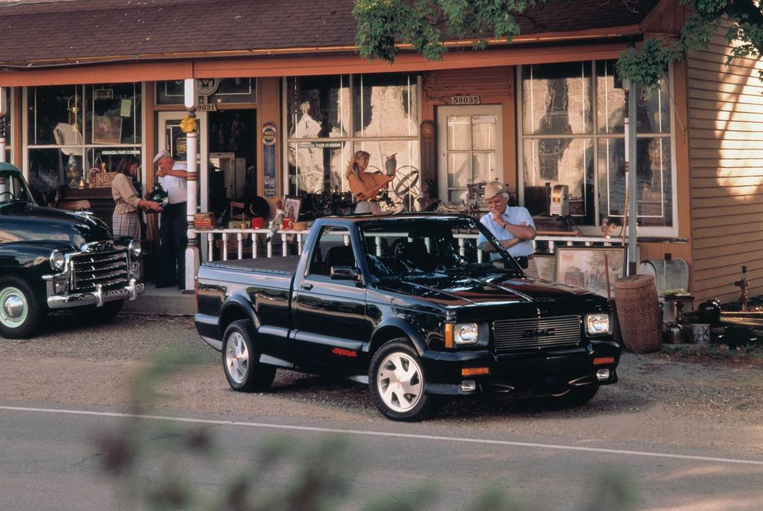 gmc-syclone-side