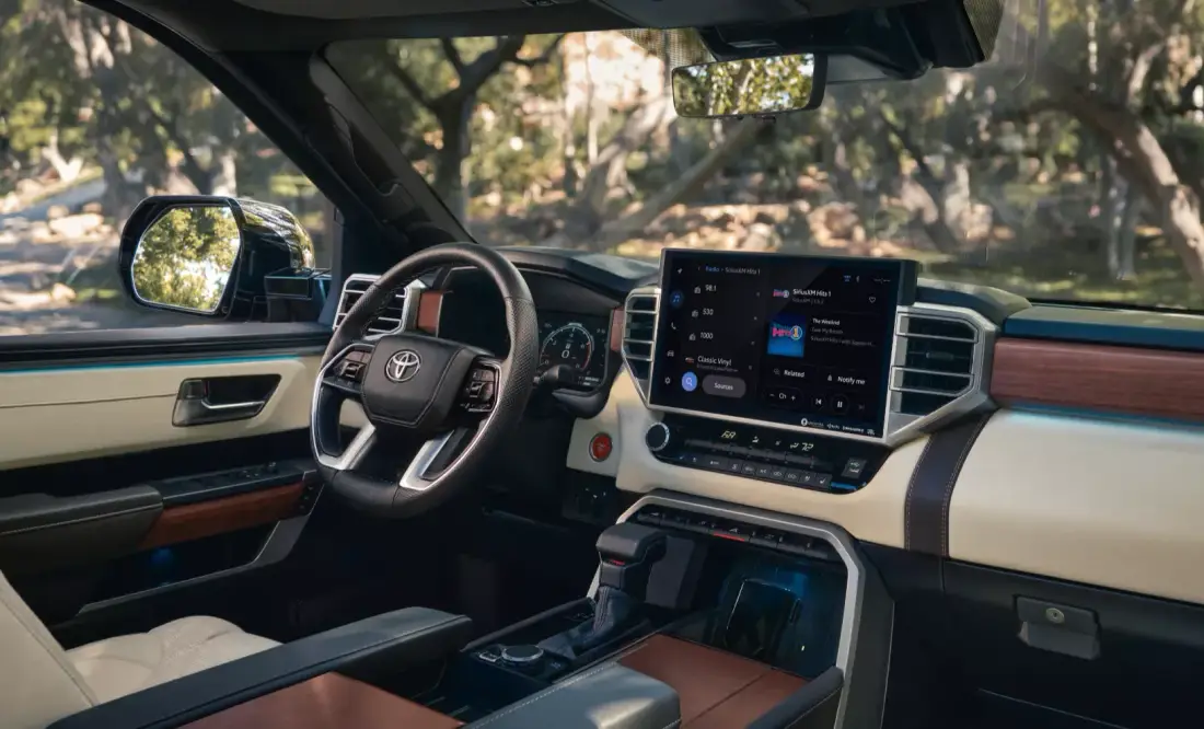 toyota-tundra-interior