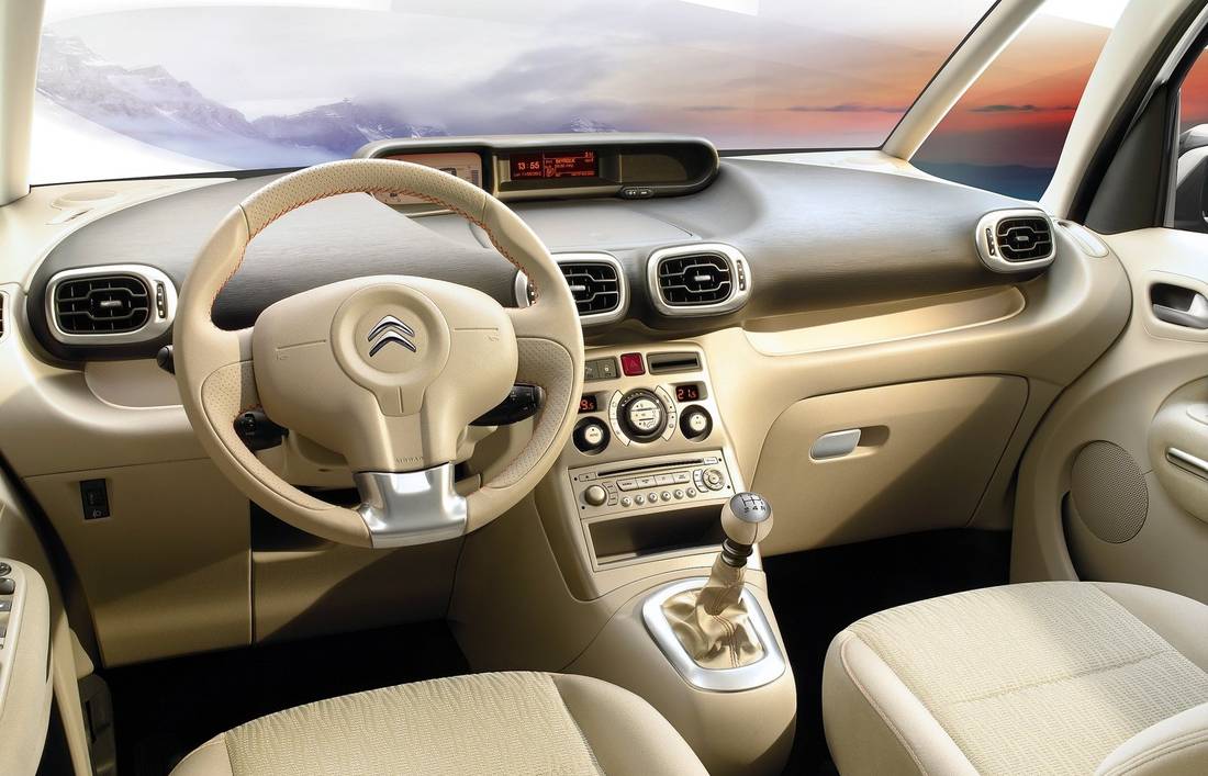 citroen-c3-picasso-interior