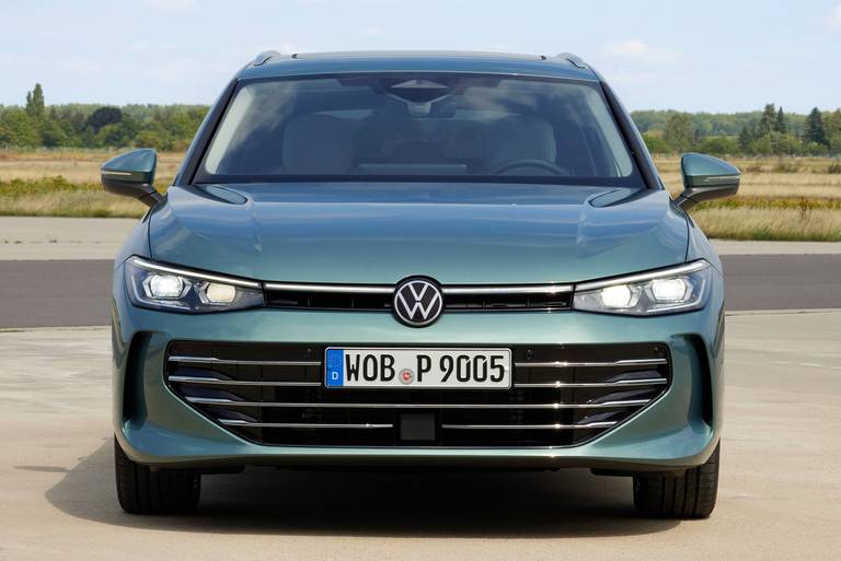 Der neue VW Passat im ersten Test- größer geht nimmer! - AutoScout24